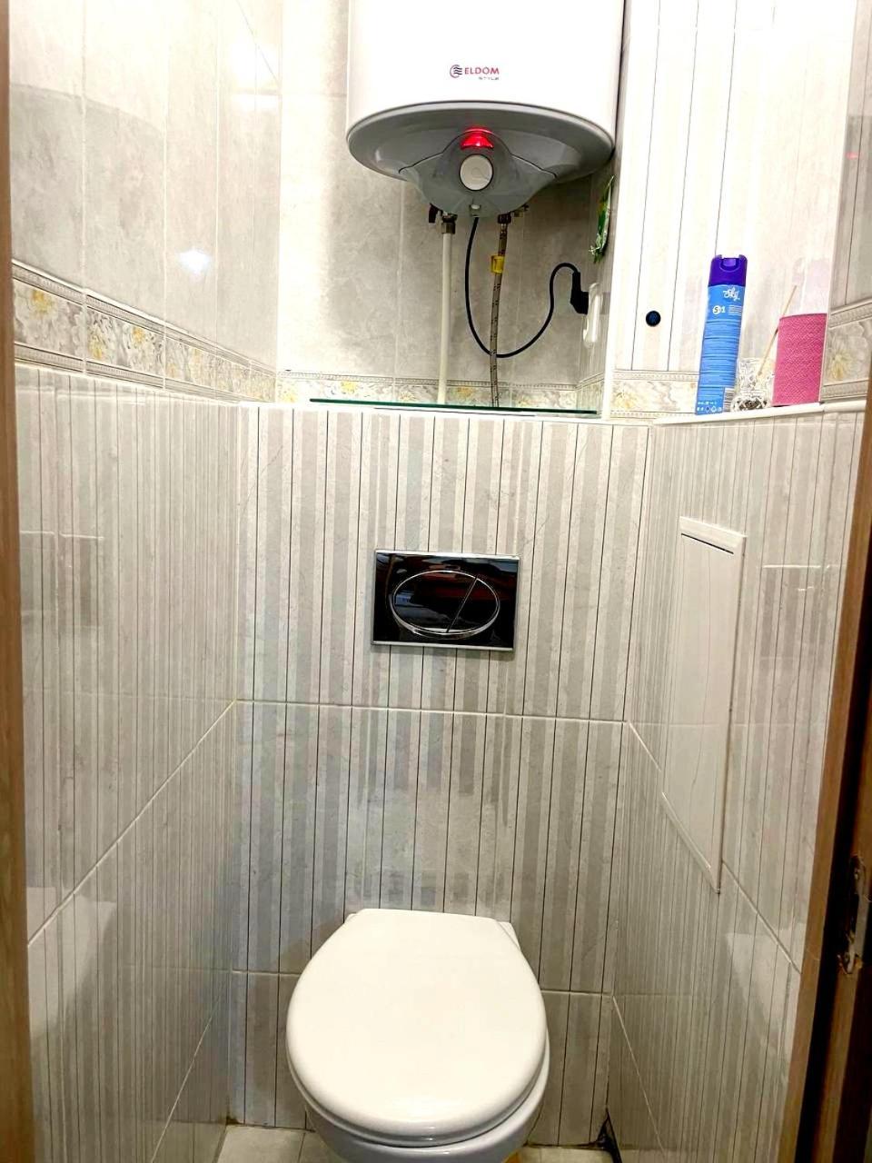 Appartement Автовокзал à Rivne Extérieur photo